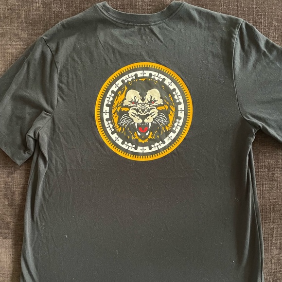 Lebron James Nike T- shirt. Men’s Medium.. fits a little small. Worn only once. - Picture 1 of 5